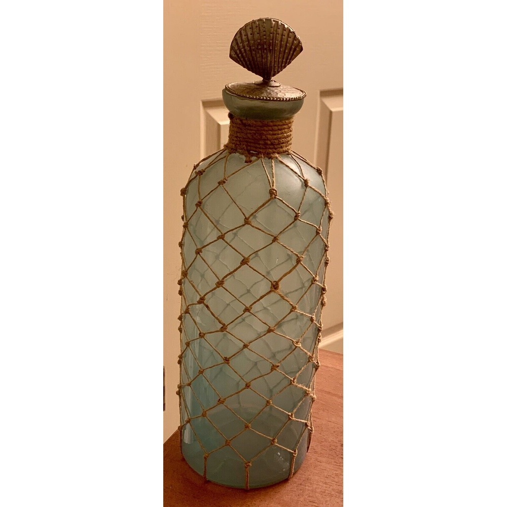 Aqua Blue Netted Bottle With Clam‎ Shell Stopper Made In India 11"